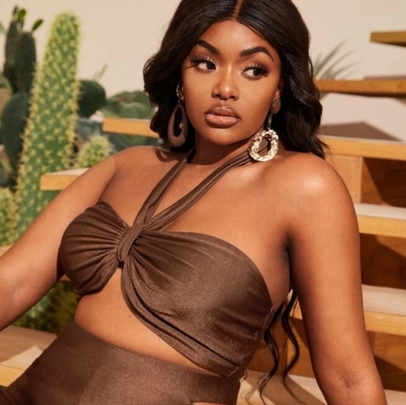 Shein Chocolate brown tie back cropped halter top 2XL - Picture 1 of 7